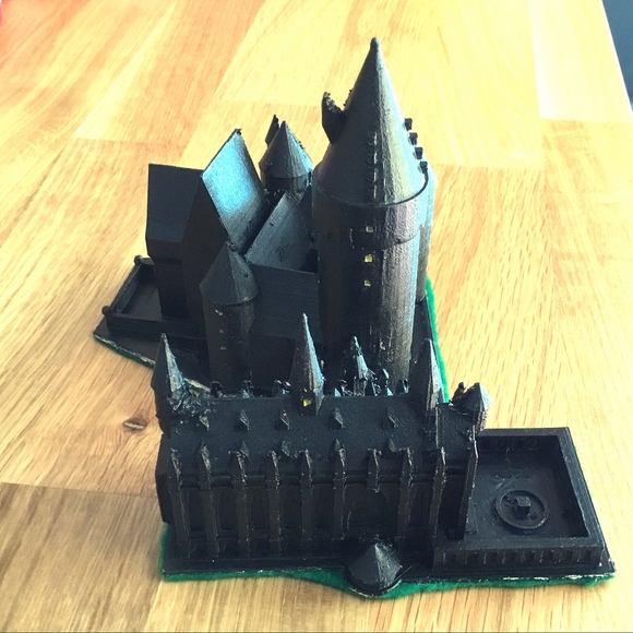Other - Harry Potter’s Hogwarts Showpiece